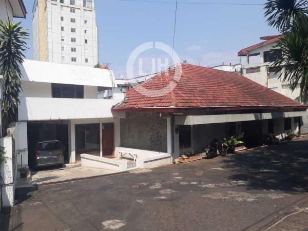 Rumah siap huni Jl.Siranda. Gajah Mungkur. Semarang – 11278