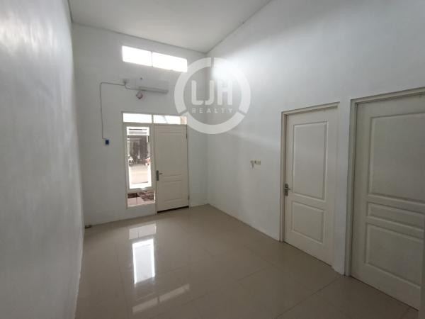 Rumah siap huni di Griya Kharisma