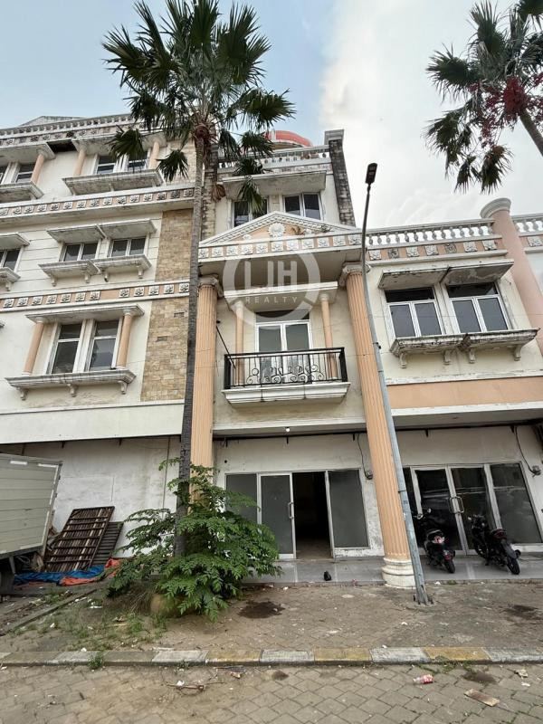 Ruko Dijual di Rotterdam Business Center Tangerang Banten, Lokasi Strategis