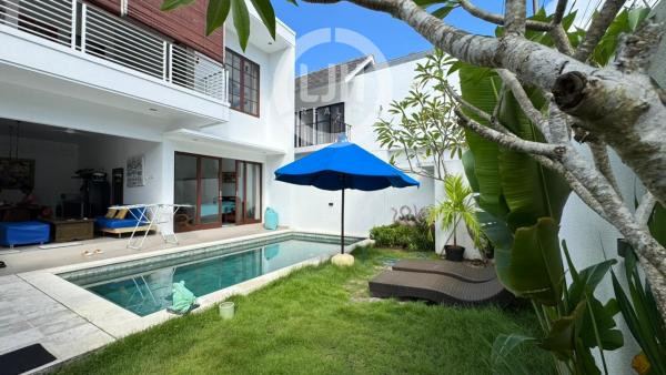 Comfortable Villa For Rent in Benoa Nusa Dua,Fully Furnished, Close to Tourism Area