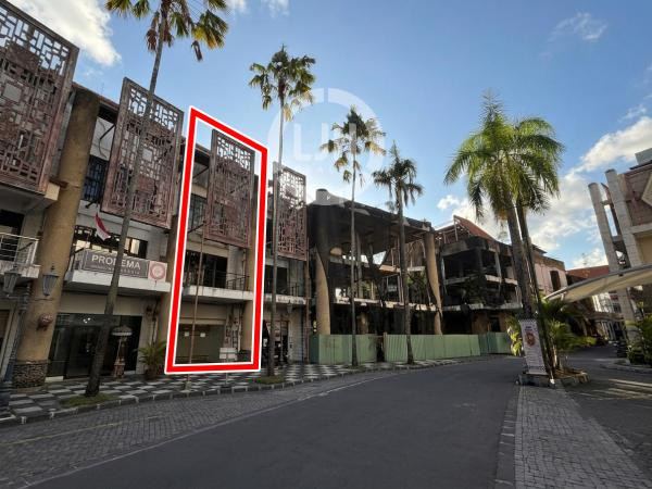Shophouse for rent at Central Parkir, Kuta, Strategic location, well maintained, close to Kuta Beach