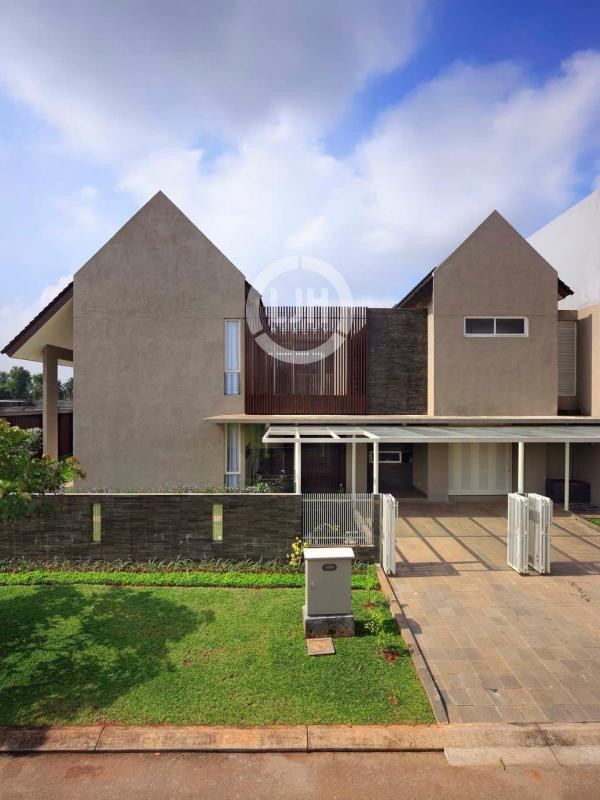 Dijual Rumah Sapphire Pondok Hijau Golf Gading Serpong