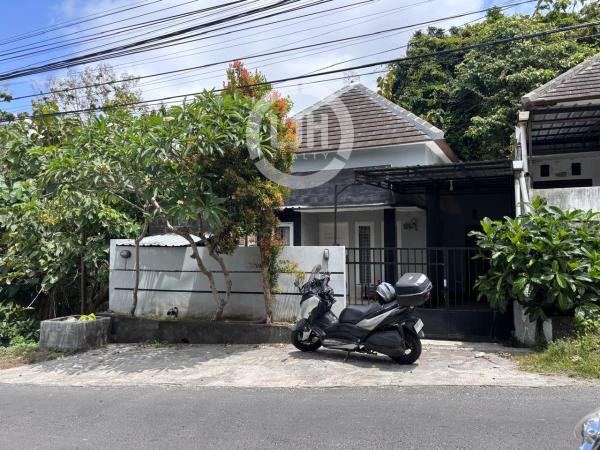 Brand New! Cozy Modern House For Sale in Kutuh – Strategic Location Near Nusa Dua