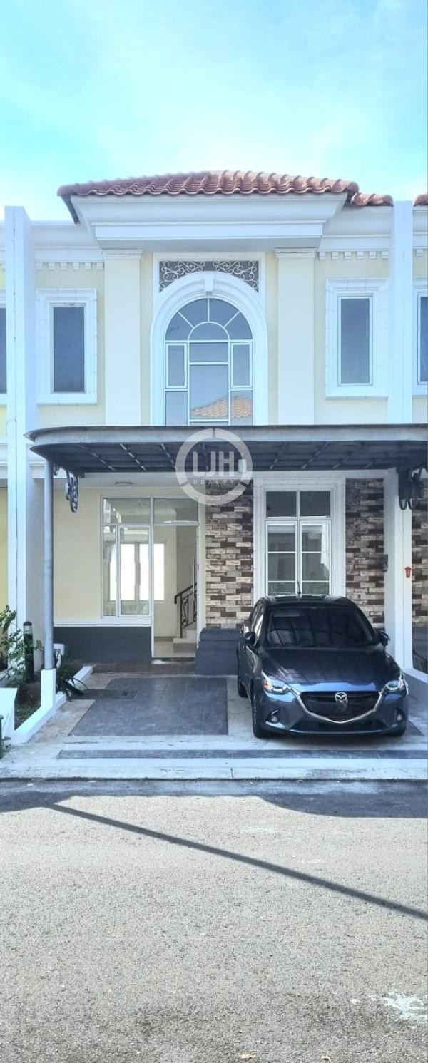 Rumah Dijual 2 Lantai di JGC Cluster La Seine Cakung Jakarta Timur