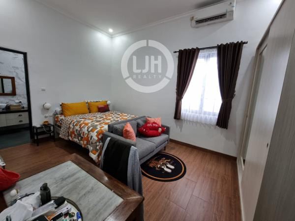 Rumah Sawangan 1,5 Lantai, Luas 777M2, Kamar 4+1, SHM, Kabupaten Bogor Jawa Barat