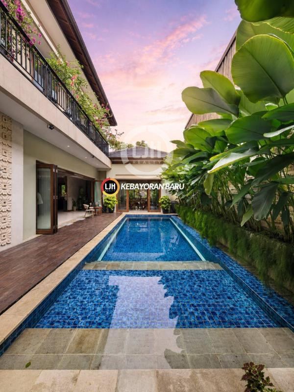 Dijual Rumah Asri Tropical di Kemang Jakarta Selatan 