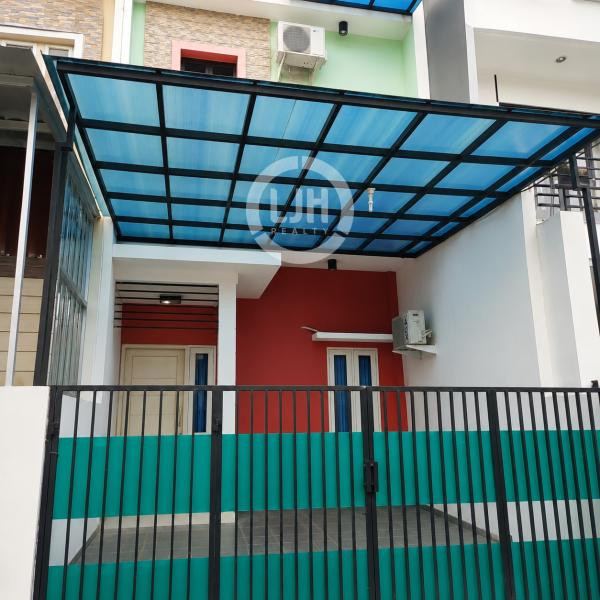Rumah dijual di tomang, lokasi strategis dan bebas banjir