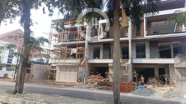 Rumah Danau Asri Sunter, Jakarta Utara SHM 3+1 Kamar Tidur
