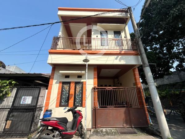 Rumah Mutiara Gading Timur, Luas Bangunan 120M2, SHM, bisa KPR, Sangat Dekat dengan Gerbang Pintu Grand Wisata, Hanya 4Km Dari Tol Tambun, Mustikajaya Kota Bekasi