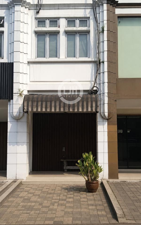 Disewakan Ruko Siap Pakai di Citra Grand Cibubur