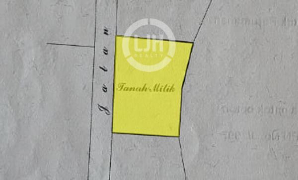 Land for sale at Kerobokan, in the premium area, good access, close to Canggu