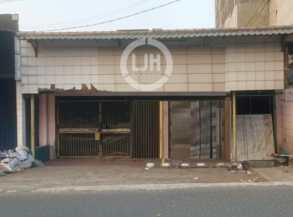 Disewa Kios di Jl.Raya Bekasi siap pakai dekat Gerbang Hi (D0475)