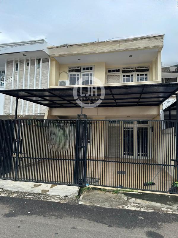 Rumah Disewakan di Janur Asri Kelapa Gading Jakarta Utara Siap Huni