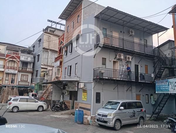 Kost Aktif 21 Kamar Villa Melati Mas Dekat Pusat Bisnis BSD City