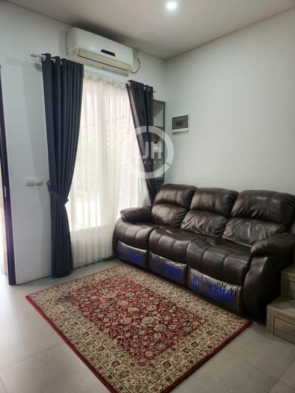 Disewakan Rumah Siap Huni Strategis di Freja BSD City