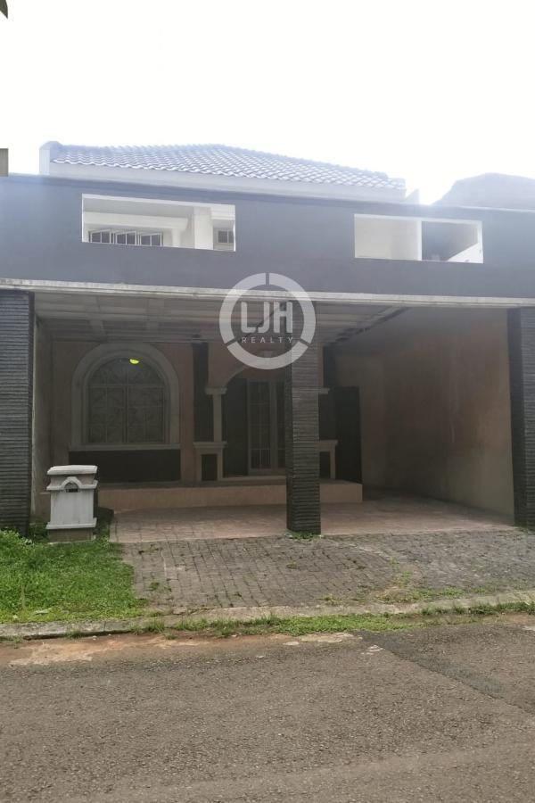 Rumah 2 Lantai Satu Langkah ke Pintu Toll Kota Wisata Cibubur