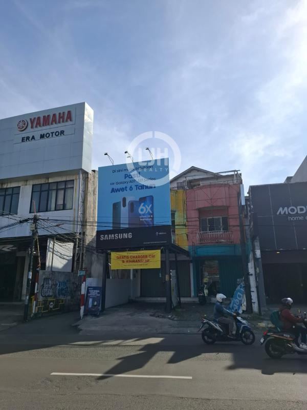 Disewakan Ruko Pinggir Jalan di Pondok Gede Bekasi