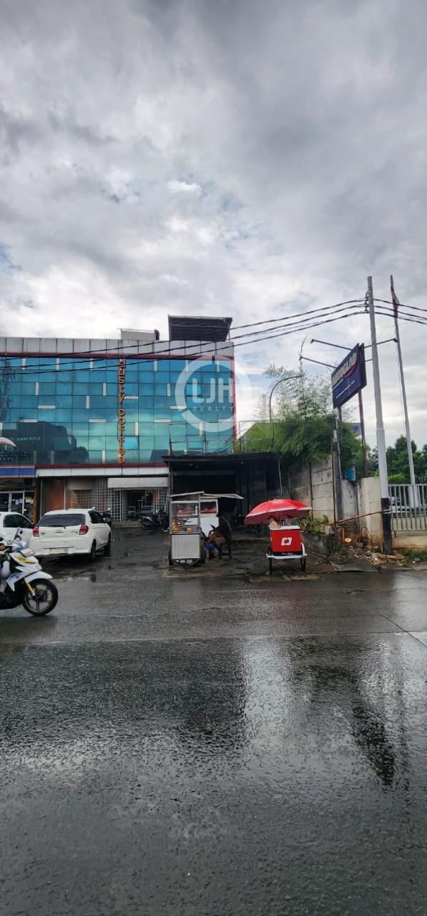 Disewakan Ruko Pinggir Jalan di Pekayon Raya Bekasi