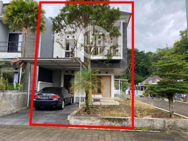 Modern Design House at Tabanan With Paved Road Access In Residential Area, Close to Tabanan City and Alas Kedaton