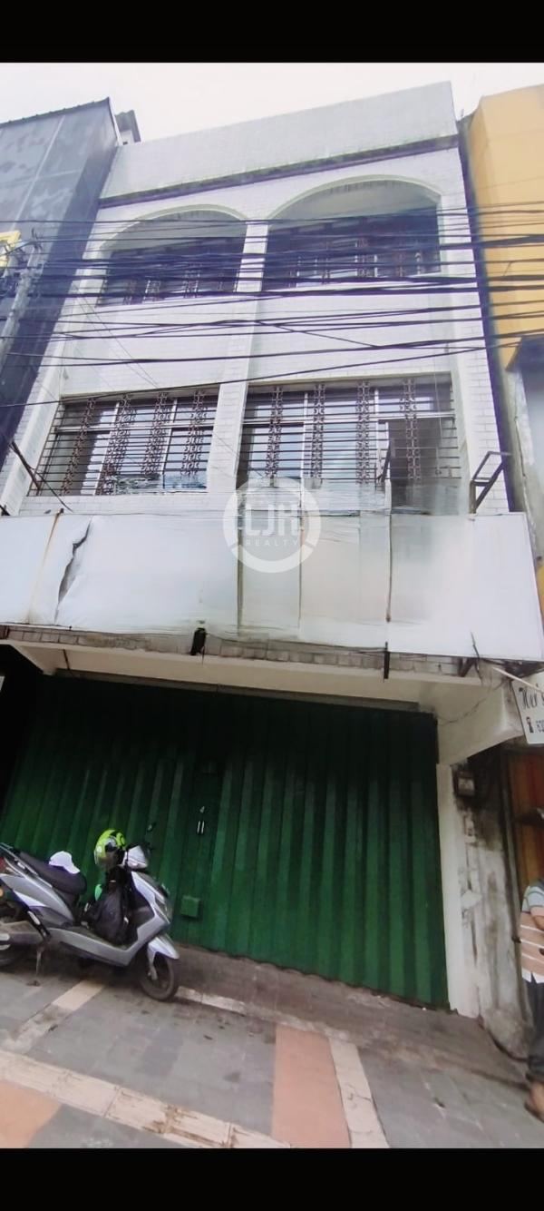 Di Jual Ruko Lokasi Strategis Di Jalan Raya Besar Cocok Untuk Usaha/Kantor, Jakarta Pusat 