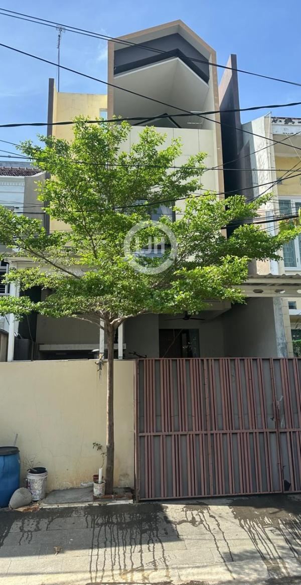 Jual Cepat Rumah Mewah di Muara karang kota jakarta dekat PIK (D0022)