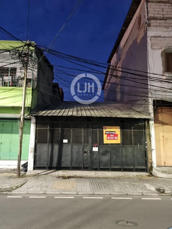 Di Sewakan Rumah Lokasi Strategis Cocok Untuk Usaha&Tinggal;, Grogol, Jakarta Barat