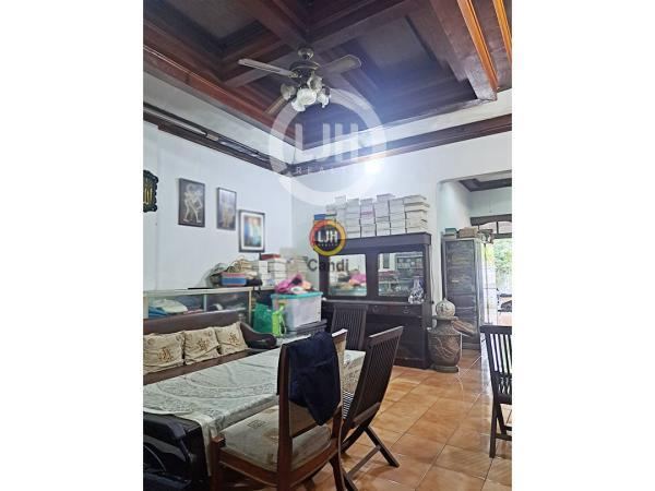 Rumah di Erlangga Tengah Semarang