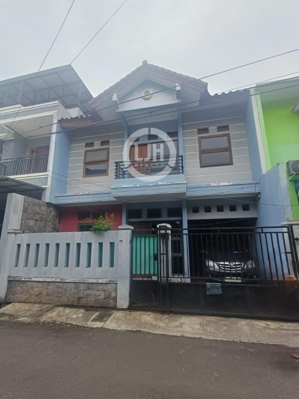 Di Jual Rumah 2 Lantai Lokasi Menarik Di Tomang, Jakarta Barat