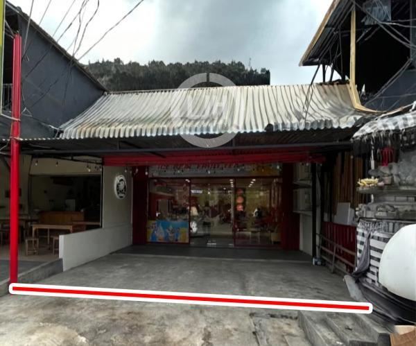 Shop for rent at Kuta, strategic location, well maintained, close to Legian area