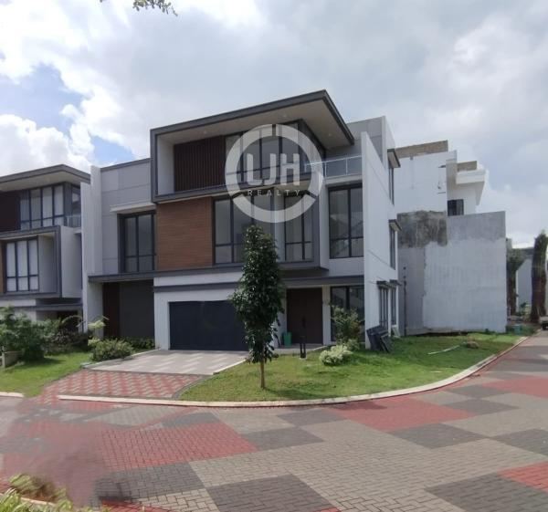 Rumah Minimalis 3 Lantai di Cluster Baru Kota Wisata Cibubur