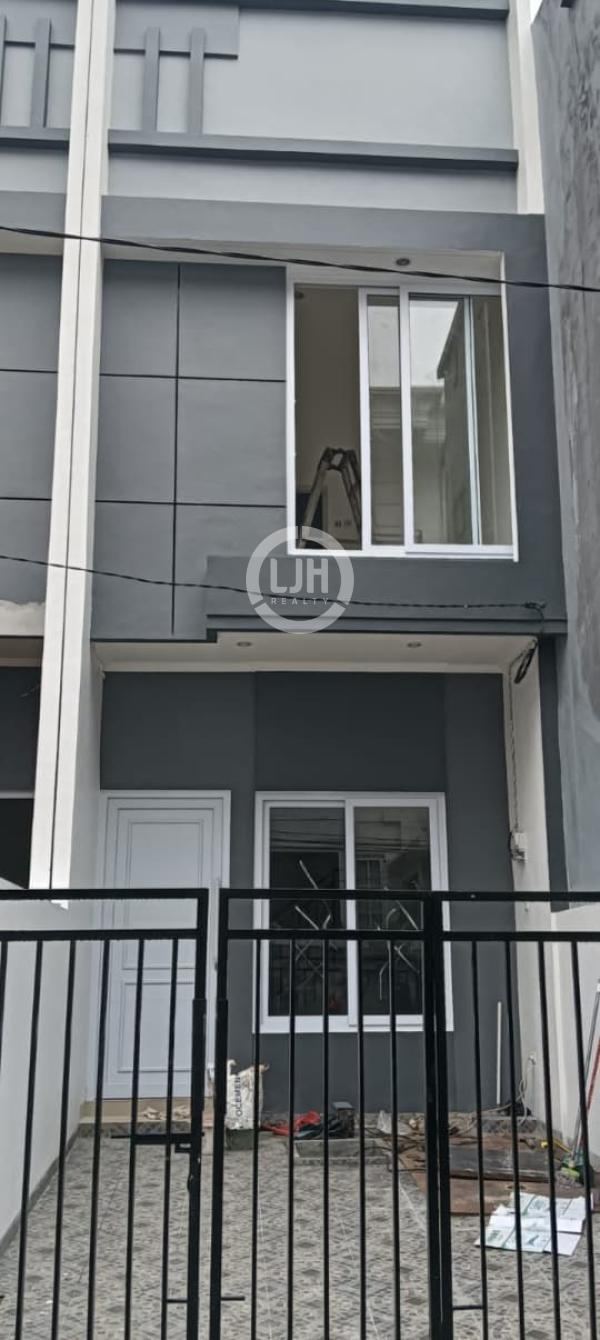 Dijual Rumah Brand new murah siap huni ukuran 53 di Banyo, BCS, Kelapa gading, Jakarta Utara