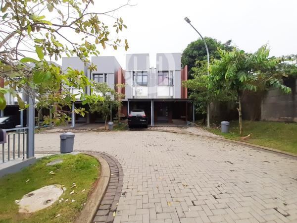 Disewakan Rumah Freja House BSD City