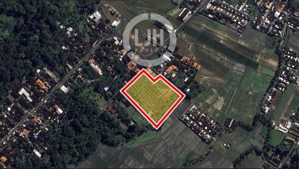 Land for sale at Bongan, strategic location, good access, close to public facility in Tabanan City, suitable for investment