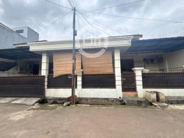 Rumah Pekayon 2 Lantai, Luas 160M2, Kamar 5, SHM, Bebas Banjir, bisa KPR, 6Km Dari Tol Bekasi Timur Pekayon Jaya Kota Bekasi