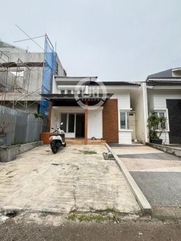Rumah Unfurnished Luas 154M2, Kamar 4, Carpot 2 Mobil, Akses 2Km Langsung Tol Tambun, 1Km Dari Mall Living World Grand Wisata