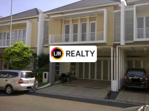 Rumah Di Grand Orchard Dijual