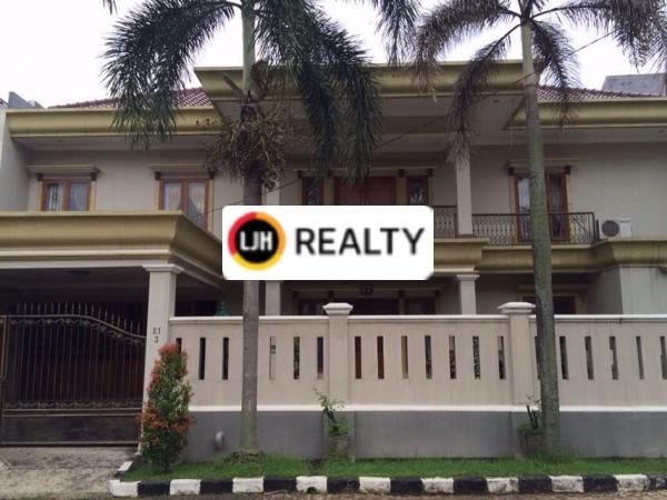RUMAH BAGUS SIAP HUNI DALAM KOMPLEK @CINERE (EW)