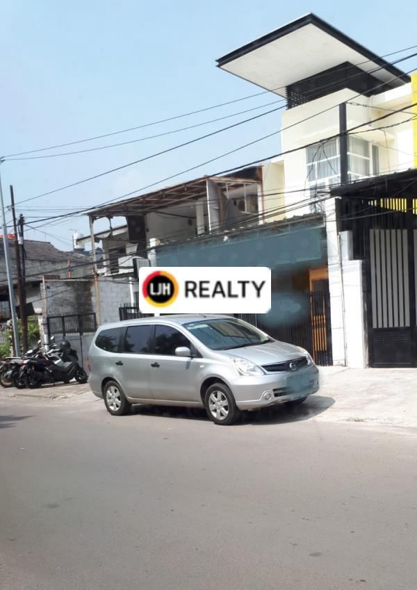 Rumah Di Kelapa Gading Dijual