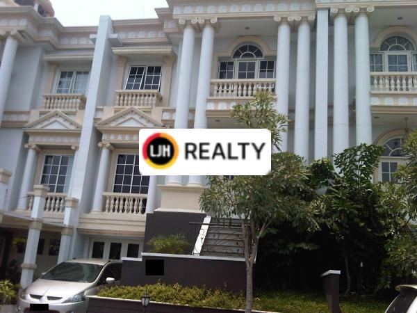 Rumah Di Vignolia Boulevard Dijual