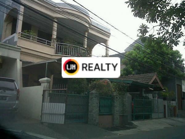 Rumah Di Giring-Giring Dijual