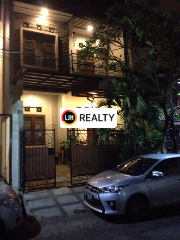 Rumah Di Gading Indah Utara Dijual