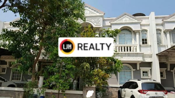 Rumah Di Cluster Garden House, Area Pantai Indah Kapuk