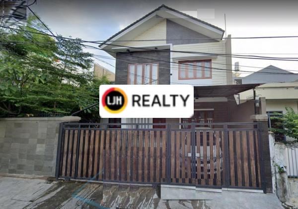Rumah Modern Minimalis Siap Huni Furnished di Tomang, Jakarta Barat 