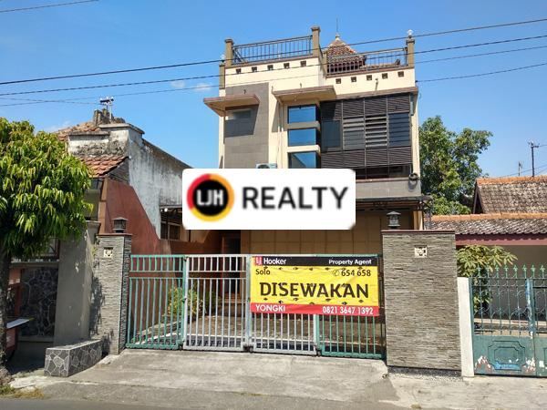Rumah Tinggal dan Toko di Kratonan