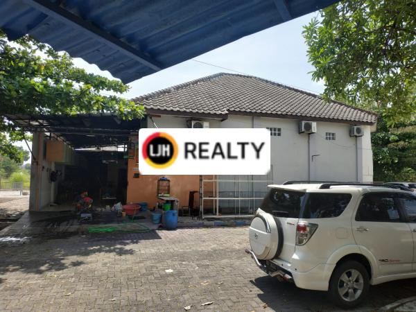 Rumah dan tempat usaha