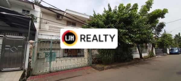 Rumah Di Jalan Janur Elok, Area Kelapa Gading