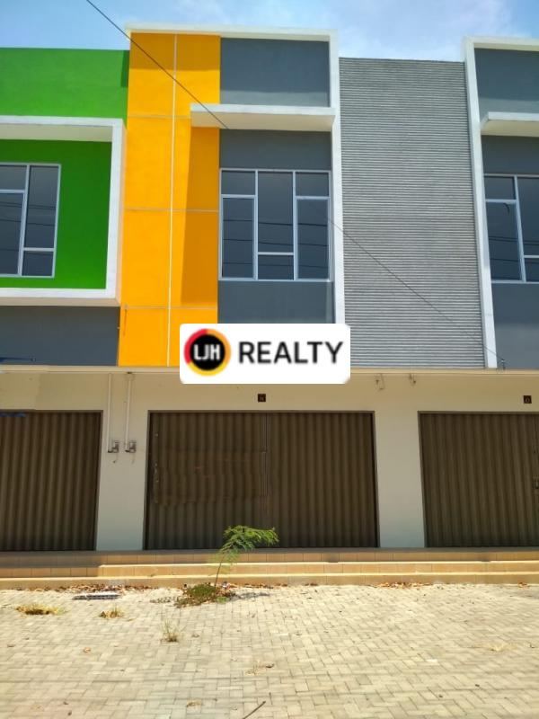 Dijual ruko 2 lt. Dekat perkantoran. Di Sukoharjo.