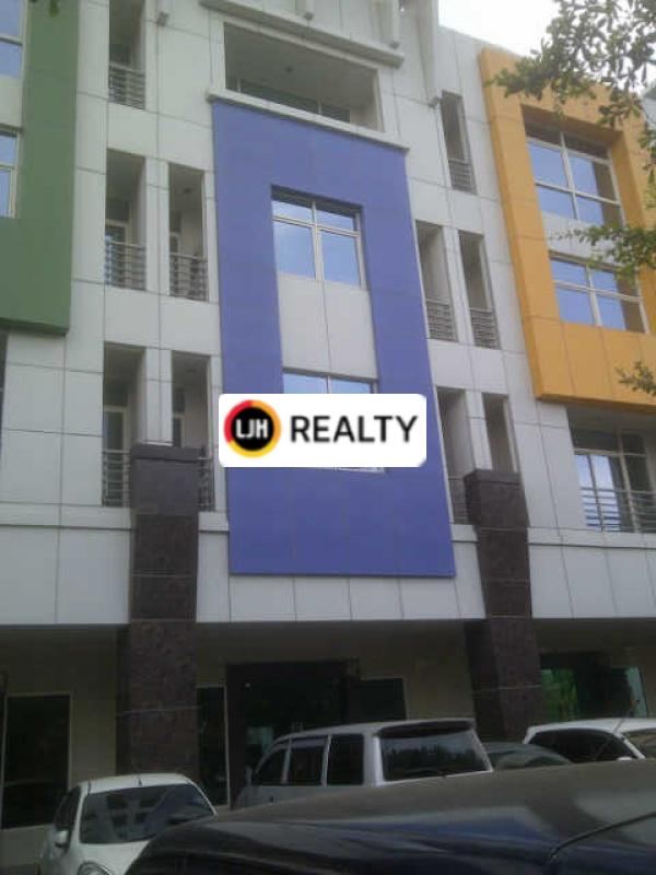 Ruko 4 Lantai Di Kirana Boutique Office, Area Kelapa Gading