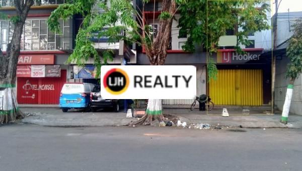 Dijual ruko 3 lt. Komplek perkantoran & toko. Di Nganjuk.