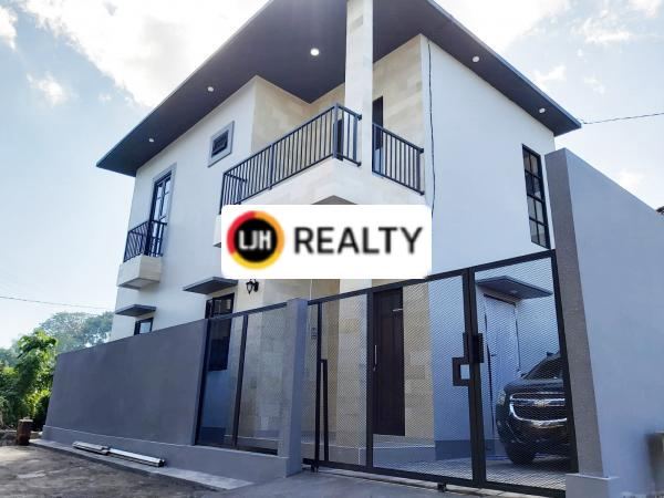 Rumah 2 Lantai di Jl Pulau Galang Denpasar Bali